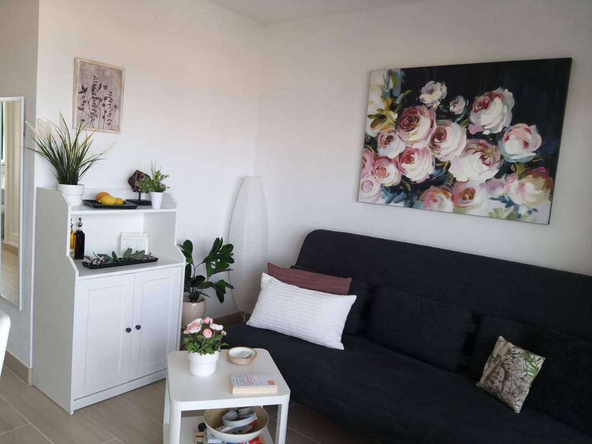 Neu Renoviertes, Huebsches Und Gemuetliches Appartement Mit Balkon Und Meerblick 코스타 데 안티과 외부 사진